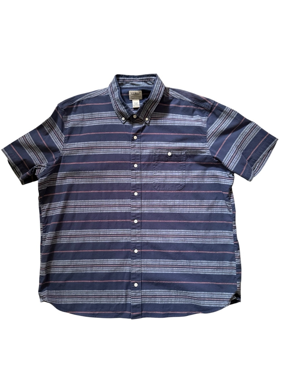 L.L. Bean Men’s XL Navy Striped Short Sleeve Button-Down Untucked Shirt Stretch